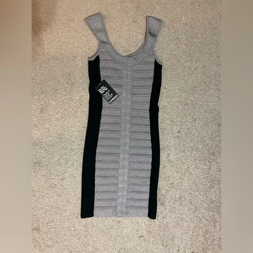 Express Shimmery Grey and black Body-con mini dress size x small‎ NWT